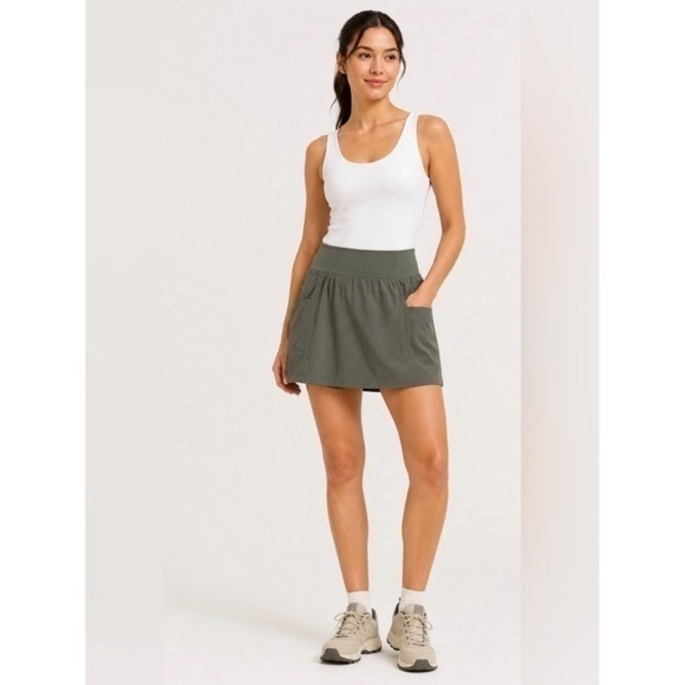 Eddie Bauer Travex Skort Womens‎ 2 Green Hiking Outdoor Activewear Mini Skirt